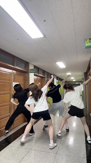 ☀️😎⛱️👙