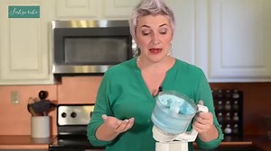 3 ways to color Powdered Sugar