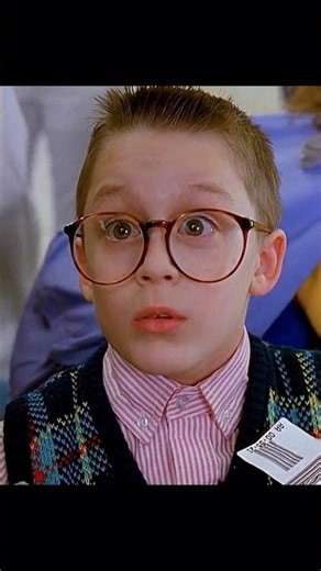 Home Alone 2 (1992) | Airport Chaos Leads to Wrong Flight