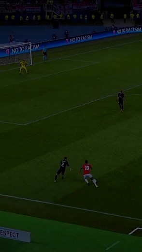 ‏marcus rashford vs carvajal