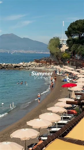 Il tuo posto al mare, per tutta l'estate. Waiting summer 2026.☀️🌊 Ora puoi richiedere informazioni e prenotare il tuo abbonamento mare. 📩 mare@ilbikini.com __ Your place by the sea, all summer long. Waiting summer 2026. ☀️🌊 You can now request info and book your beach membership. 📩 mare@ilbikini.com #ilbikini #ilbikinimare #abbinamentimare #beachclub | Il Bikini