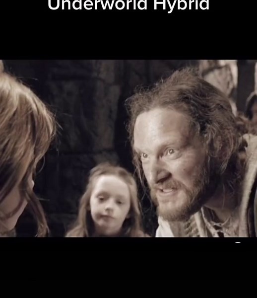 Had to censor #werewolf #vampire #hybrid #underworld