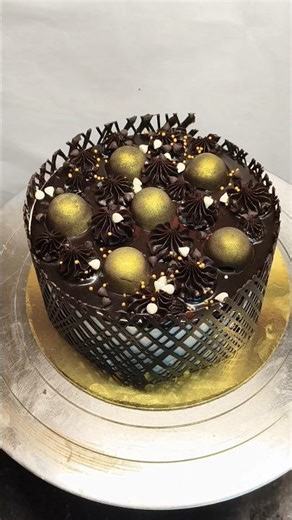 chocolate ball cake🍫🍫🍰