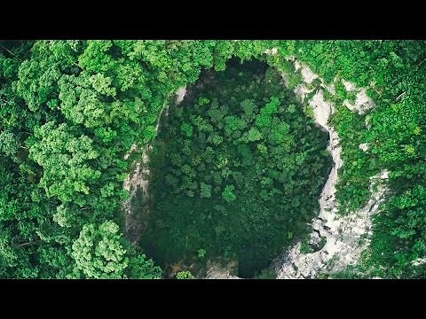 Hang Sơn Đoong - Mountain River Cave in VIETNAM