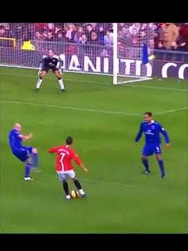 young ronaldo skills was unreal 😱🥱 #ronaldo #cr7