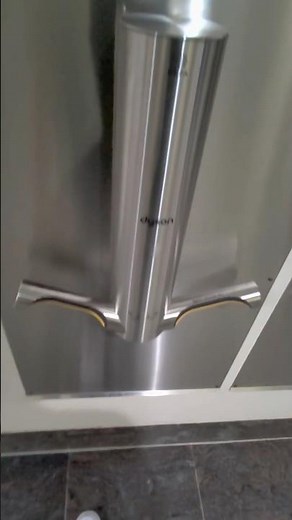 POV: Dyson Airblade