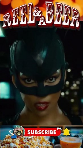 🐾🔥 HALLE BERRY — CATWOMAN-Patience Phillips (2004) Full Costume Intro