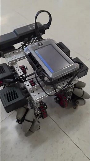 Mecanum Wheels - Chain Drive - Vex V5 test bed. #stemeducation #vex #mecanum #robot #vexv5