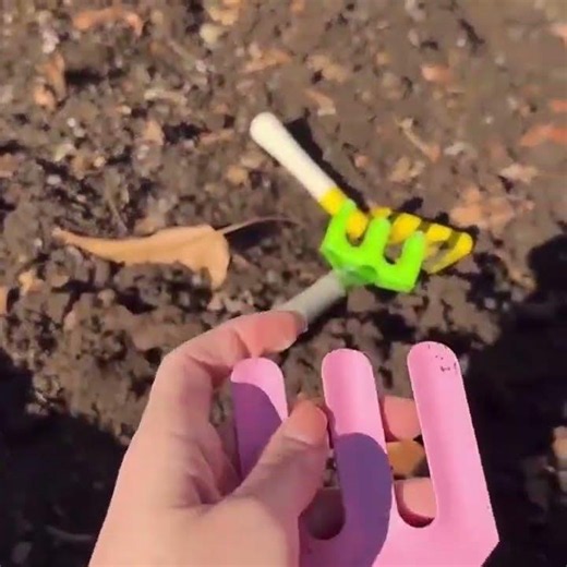 🌱 Kids Gardening Tool Set | Metal Sandbox & Beach Digging Toys 🏖️ ✨