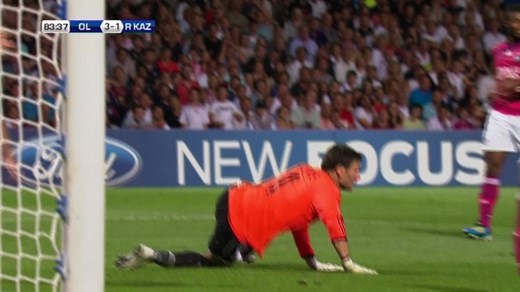 Découvrez les plus beaux arrêts de Hugo Lloris sous nos couleurs ! 😍 🇬🇧 These Hugo Lloris saves though! 😍 | Olympique Lyonnais - OL
