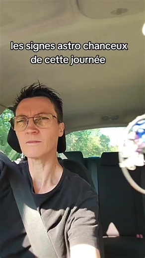 Vidéos de Le monde de chris 24 (@lemondedechris0) avec Octave studio LAISSE MOI ÊTRE - 💎Octave studio🎧