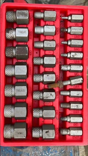 High performance screw extractors set tool's