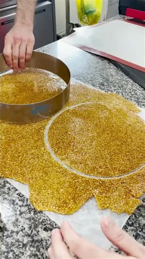 Making a croquembouche part 2 - nougatine