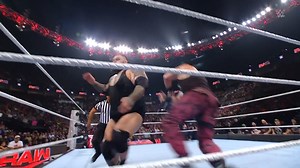 118K views · 2.1K reactions | Vous devez absolument voir ça.  #WWERaw | WWE France | Facebook