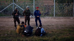 Hungary Declares State of Emergency, Closes Borders to Refugees