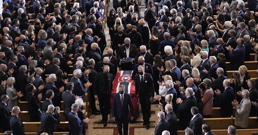 Guy Lafleur remembered at funeral as having ‘time for anyone and everyone’