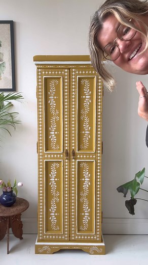 15K views · 150 reactions | Revitalize your old furniture effortlessly with Dixie Belle - your one-stop destination for a contemporary makeover. | Dixie Belle Paint Company | Facebook