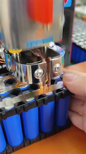 automatic soldering robot for lithium battery. #automaticsolderingiron #batterysoldering #diy