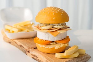 This 'Cheeseburger' Is Made Entirely of 9 Different Cheeses