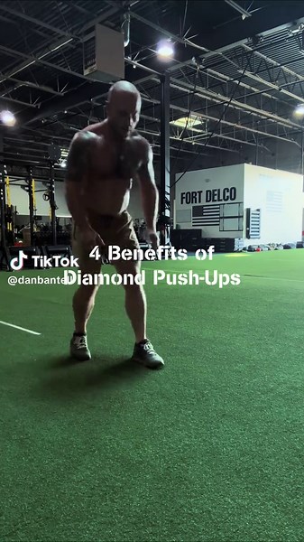 💎Diamond push-ups hit the triceps hard, build chest strength, and tighten up shoulder stability —> all in one basic movement. . ➕Plus..they engage your core and boost real-world performance and build strength you actually use and need. . 🚫No equipment needed. Just you and the floor. . I’m doing 3 sets of 12–> start where are and build from there…that’s what I did. . TRY | SAVE | SHARE . . . . . #pushups #strengthandconditioning #cardioworkout #hwpo #hybridathlete