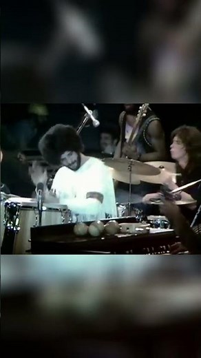 Santana insane drum solo! 🔥