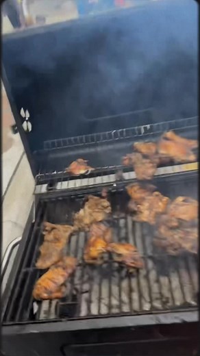 A NIGHT WITH HONEY’S Friday, December 5 An elegant night out with live music, spoken word, a picture perfect showcase & a three course meal from Honey’s Jerk & Soul Food (FREE) Doors open at 6:30 PM Show starts at 7 PM until 11:30 PM Tickets are $39.19 a person & $67 for couples For the first 10 people tickets are only $28.52 Location : 2331 Brothers Dr. Lafayette, Indiana 47909 @highlight | Honey’s Jerk & Soul Food