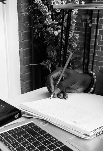 A hill I am dyįng on. 📍 #writertok #booktok #fyp | Writing A Book