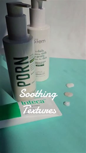 ✨️𝙿𝚛𝚎𝚝𝚝𝚢 𝙻𝚒𝚝𝚝𝚕𝚎 𝙱𝚎𝚊𝚞𝚝𝚢 𝚂𝚙𝚘𝚝✨️ on Instagram: "Texture Tuesday 🫧 | Gentle cleansing & soothing care If oil cleansers break you out and foam cleansers leave your skin tight, milk cleansers might be your answer 👀✨ Gentle, hydrating, and barrier-friendly skincare really does start with cleansing. 🫧 Relief Moisture Cleansing Milk A soft, creamy texture that melts away sunscreen and makeup without irritation. ✔️ pH 5.5, barrier-respecting ✔️ Hydrates with Soy Protein ✔️ So gent