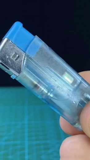 Creative DIY Invention Using Mechanical Components