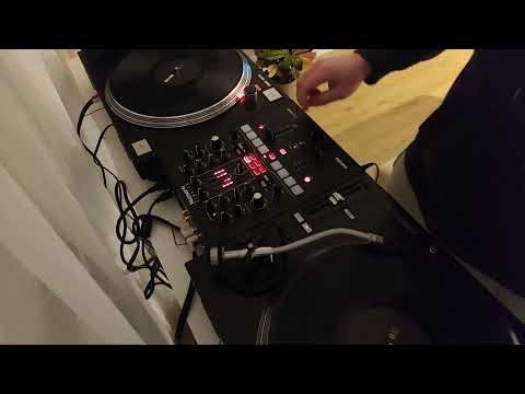 Testing the new vinyl setup - Reloop RP-7000 MK2 DVS