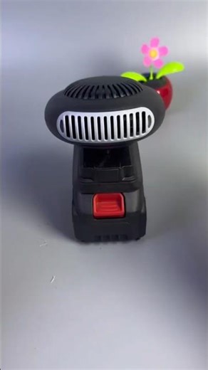 “Portable warmth in your pocket! 👌❄” #NanoTechByte #MiniHeater