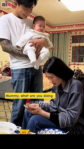 Mummy, what are you doing #baby | Quite Baby