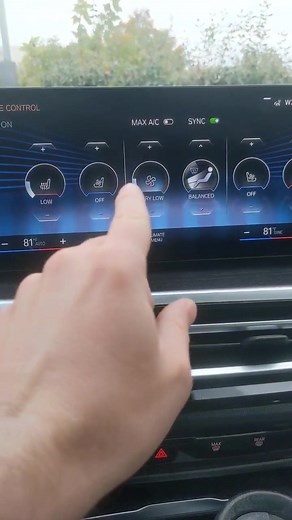 2022 BMW i4 interior review