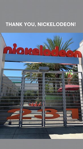 The Intern Project (@theinternproject_la) held its culminating event @nickelodeon. After a summer of hard work and numerous internship hours, TIP students were able to tour Nickelodeon Studios, and talk to employees. Congrats TIP for another successful year! #summerinternships #work #career #entertainment #spongebob | L.A. Promise Fund
