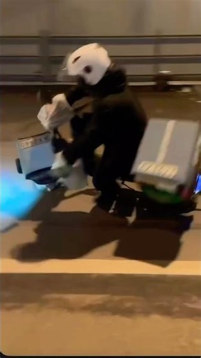 Pizza delivery guy vs skateboarder part 1 -#fails #fyp #viral