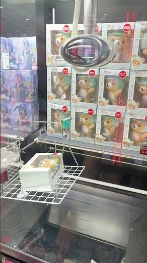 Winning a #rilakkuma on the #ufocatcher at #round1 #fyp ‪@round1usaofficial‬