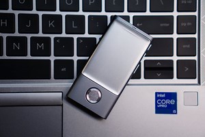 2022紅點設計獎 CheerTok超能控智慧迷你觸控板｜觸控 游標 簡報筆功能一應俱全