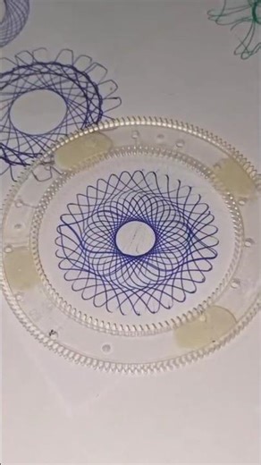 spirograph ASMR #asmr #spirograph #spirographartchallenge #comedyeffect #shortsfeed #shorts