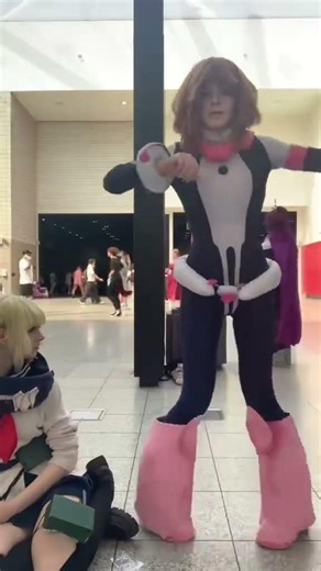 easy now ochaco !! #cosplay #urarakaochakocosplay #mhacommunity #cosplayer #togachako