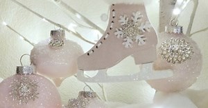 DIY Crystal Glam Christmas Ornaments For 2022
