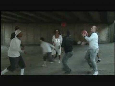 Moonwalking Bear - The awareness test