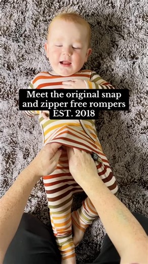 A Ready Set Romper makes getting your little one dressed easy with its snap and zipper free design #readysetromper #nosnapnozipperromper #bamboobabyclothes #bambooromper #bamboopajamas | Ready Set Romper