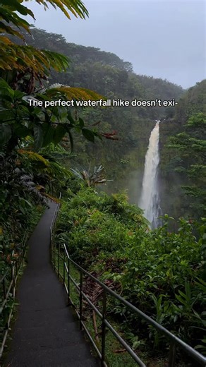 This waterfall hike is exactly what you picture when you think 🌺 Hawaii 🌺 Akaka Falls is one of the Big Island’s most iconic sights - a single drop waterfall plunging through a lush rainforest. • Located in Akaka Falls State Park near Hilo • A stunning 442 feet tall waterfall • An easy 0.8 km loop trail through a lush tropical jungle • Entry fee: $5 per person Would you add this waterfall to your Big Island itinerary? #waterfallhike #rainforest #hilo #bigislandhawaii #travelcreator | Fuel For 