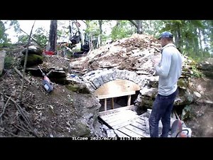 Time lapse of dry stone bridge construction