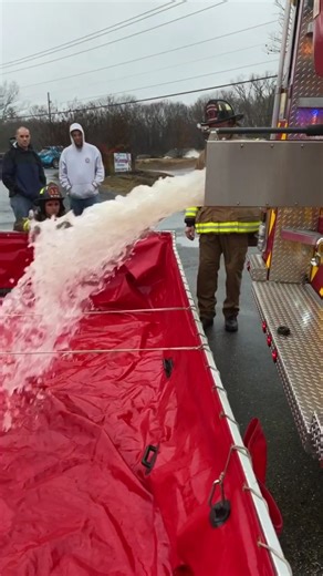 Drop tank training. #ThatsWhatILike #fire #foryoupage #2020 #viral #fyp #foryou #tyfys #funfacts #verymuchadequate #firetruck #hero #fireacademy