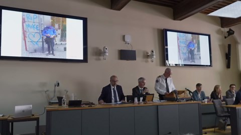 Discrimination: quatre policiers lausannois suspendus