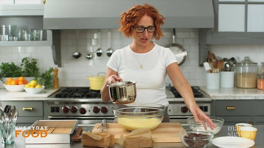 This exquisite éclair cake with homemade vanilla pudding and decadent chocolate frosting is perfect to serve at your next dinner party. It's sure to impress your family and friends—give it a try! https://trib.al/tp7t2iI | Martha Stewart