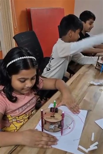 Today our kids at the library explored science in the most fun way by creating their own Doodle Bots 烙️. A perfect blend of creativity, curiosity, and hands-on learning! . . . @thebookmagiclibrary . . . #science #thebookmagiclibrary #Workshops | BookMagic Library | Facebook