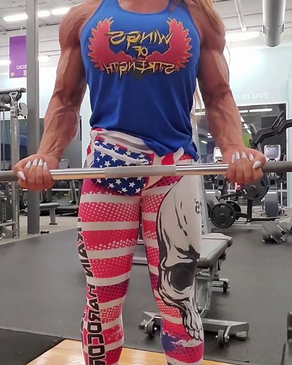 ☠Fit Rockstar☠ Isabelle Turell 🇮🇹🇵🇷 on Instagram: "Pumping it up...#usa #wingsofstrength #fitrockstar #fitnessaddict #biceps #training #weekend #workout #instagood #ifbbpro #bodybuilding #muscle #training #shehulk #positivevibes #veins #flex #gains #fitnessmotivation #muscles #gym"