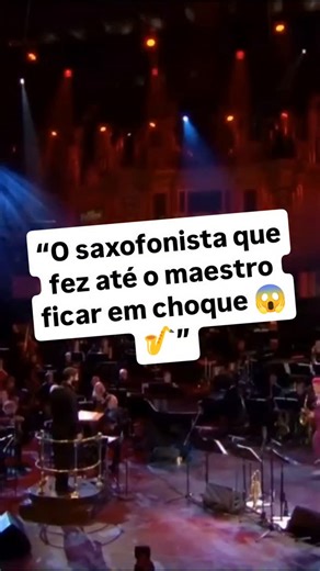 Francisco Sacramento 🎸Guitarrista Cristão on Instagram: "🎷🔥 Quando Léo Pellegrino sobe ao palco, algo mágico acontece — o saxofone deixa de ser apenas um instrumento e se transforma em uma extensão da alma 🎶💫. Conhecido por sua energia contagiante e estilo único, Léo começou sua trajetória ainda jovem nos Estados Unidos 🇺🇸, inspirado por sons do jazz, funk e da música de rua 🎺✨. Com o tempo, ele se tornou um dos maiores saxofonistas da nova geração, misturando técnica impecável, presença